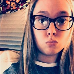 Meet your Posher, Sara dolan